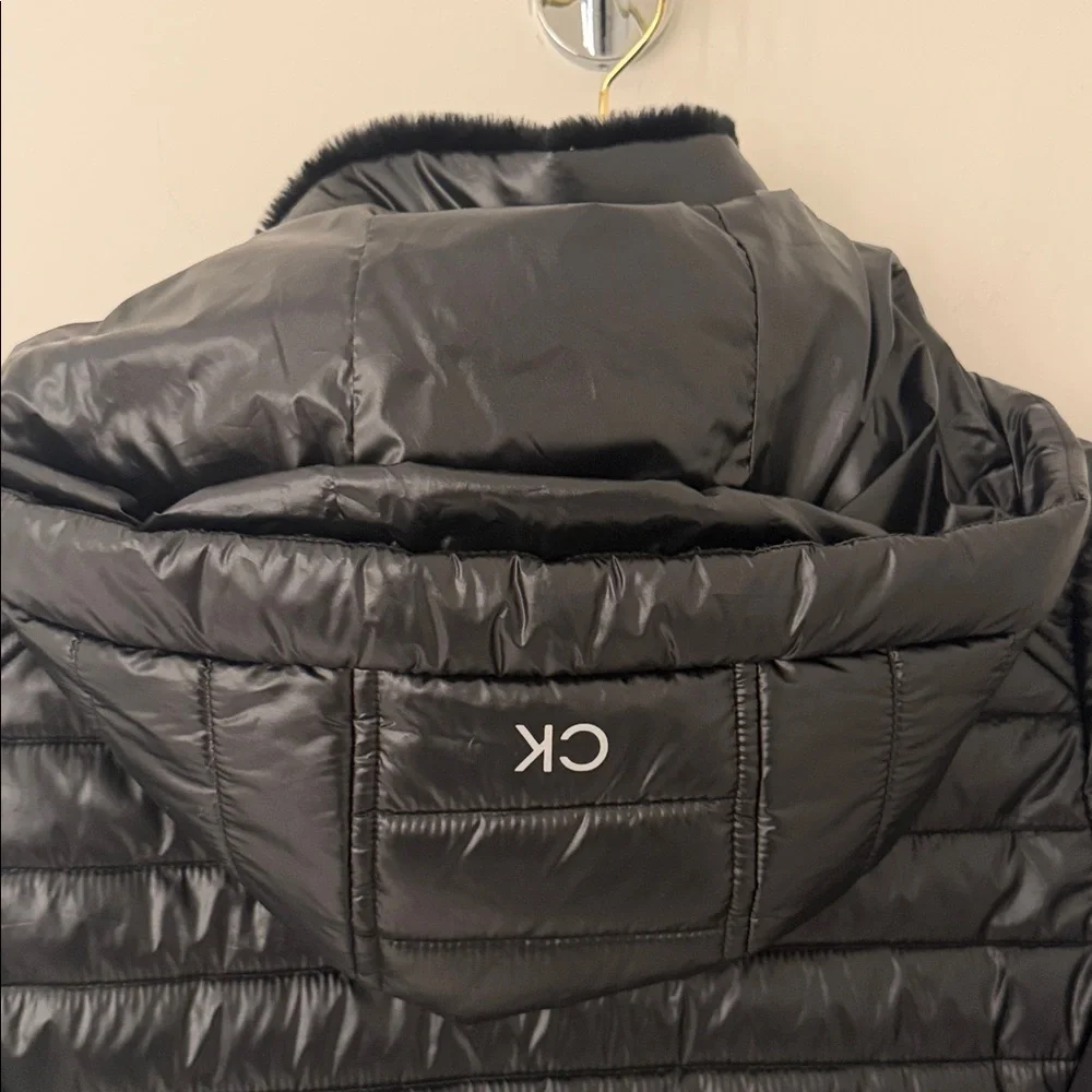 Calvin Klein Performance Women Black Hooded Puffer‎ Jacket Faux Fur Trim Zip